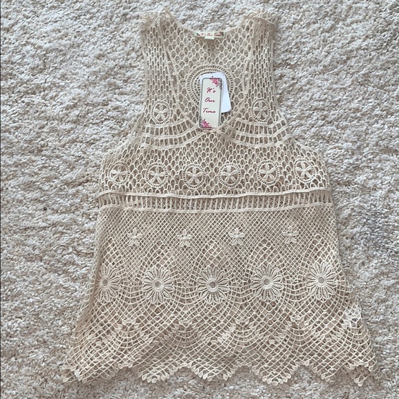 Crochet top - Picture 1 of 2